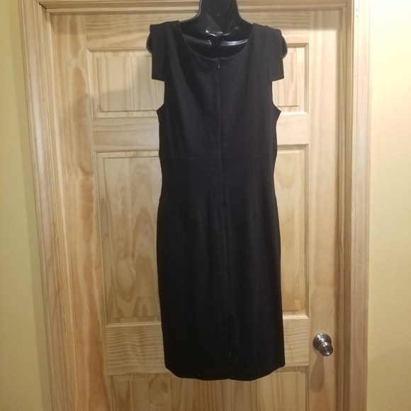 Chelsea & Theodore L Black Dress NWT Cap Sleeve Sheath Semi-formal - Picture 2 of 3